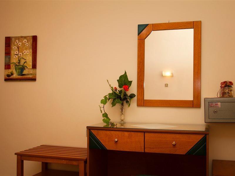 Nicolas Hotel Georgioupoli Buitenkant foto